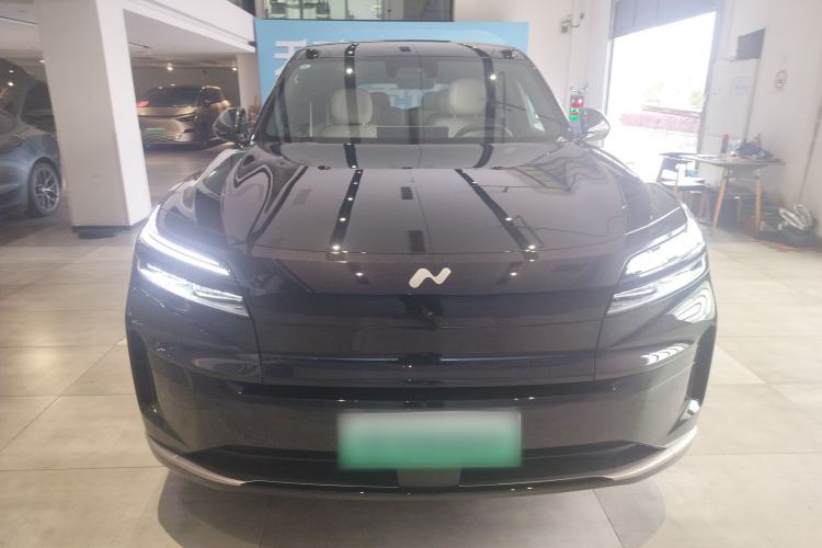 Used ONVO Luxeed L90 2025 Model—Max Six-Seater Version Front