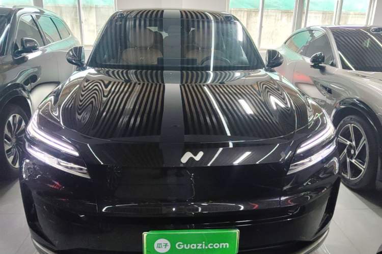 Used ONVO Luxeed L90 2025 Model—Ultra Seven-Seater Version Front