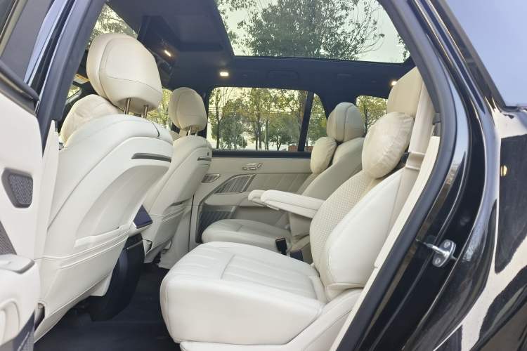 Used ONVO Luxeed L90 2025 Model—Ultra Six-Seater Version Interior 3