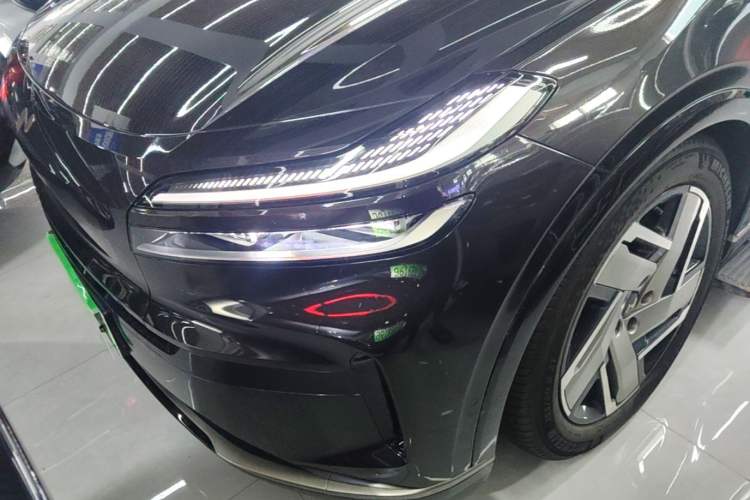 Used ONVO Luxeed L90 2025 Model—Ultra Seven-Seater Version Left Front Headlight