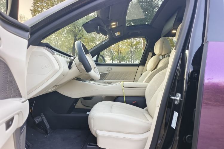 Used ONVO Luxeed L90 2025 Model—Ultra Six-Seater Version Left Front Seat