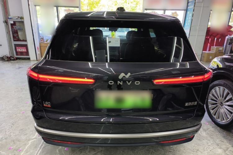 Used ONVO Luxeed L90 2025 Model—Ultra Six-Seater Version Rear