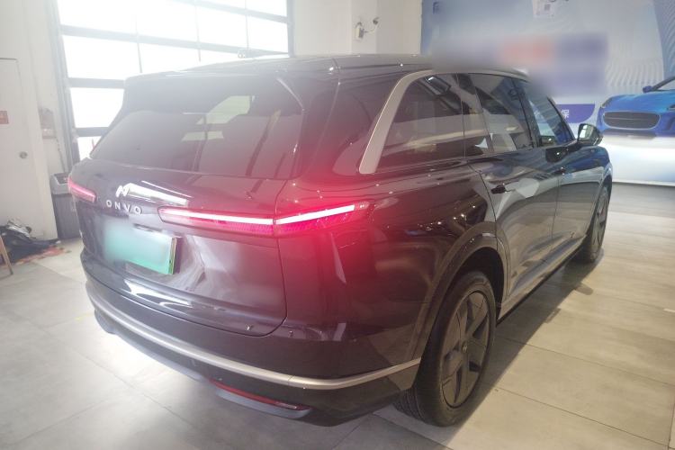 Used ONVO Luxeed L90 2025 Model—Max Six-Seater Version Rear Right 45 Deg