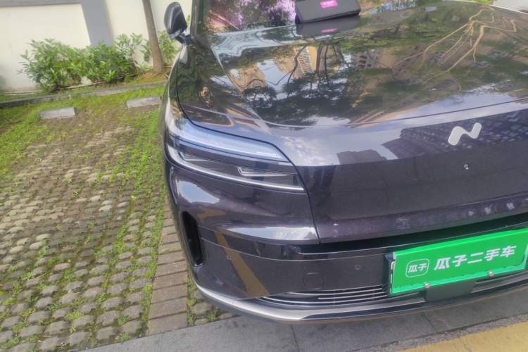 Used ONVO Luxeed L90 2025 Model—Max Six-Seater Version Right Front Headlight