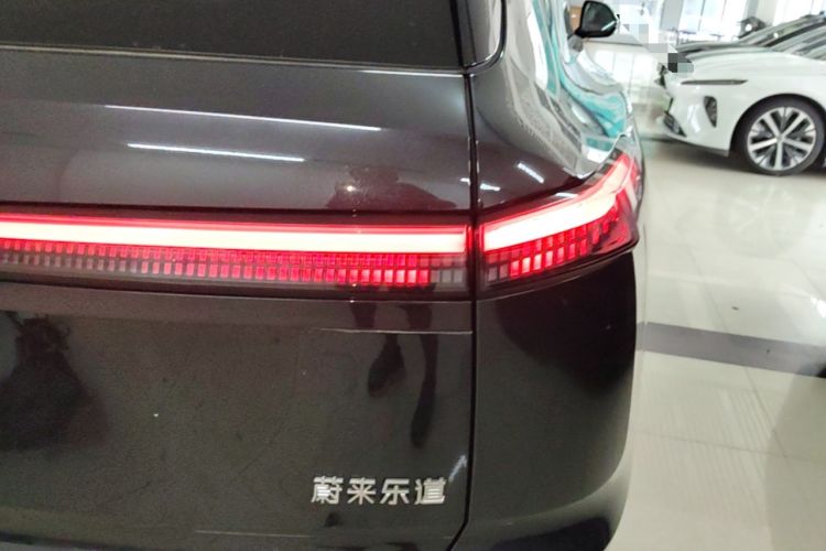 Used ONVO Luxeed L90 2025 Model—Max Seven-Seater Version Right Rear Taillight