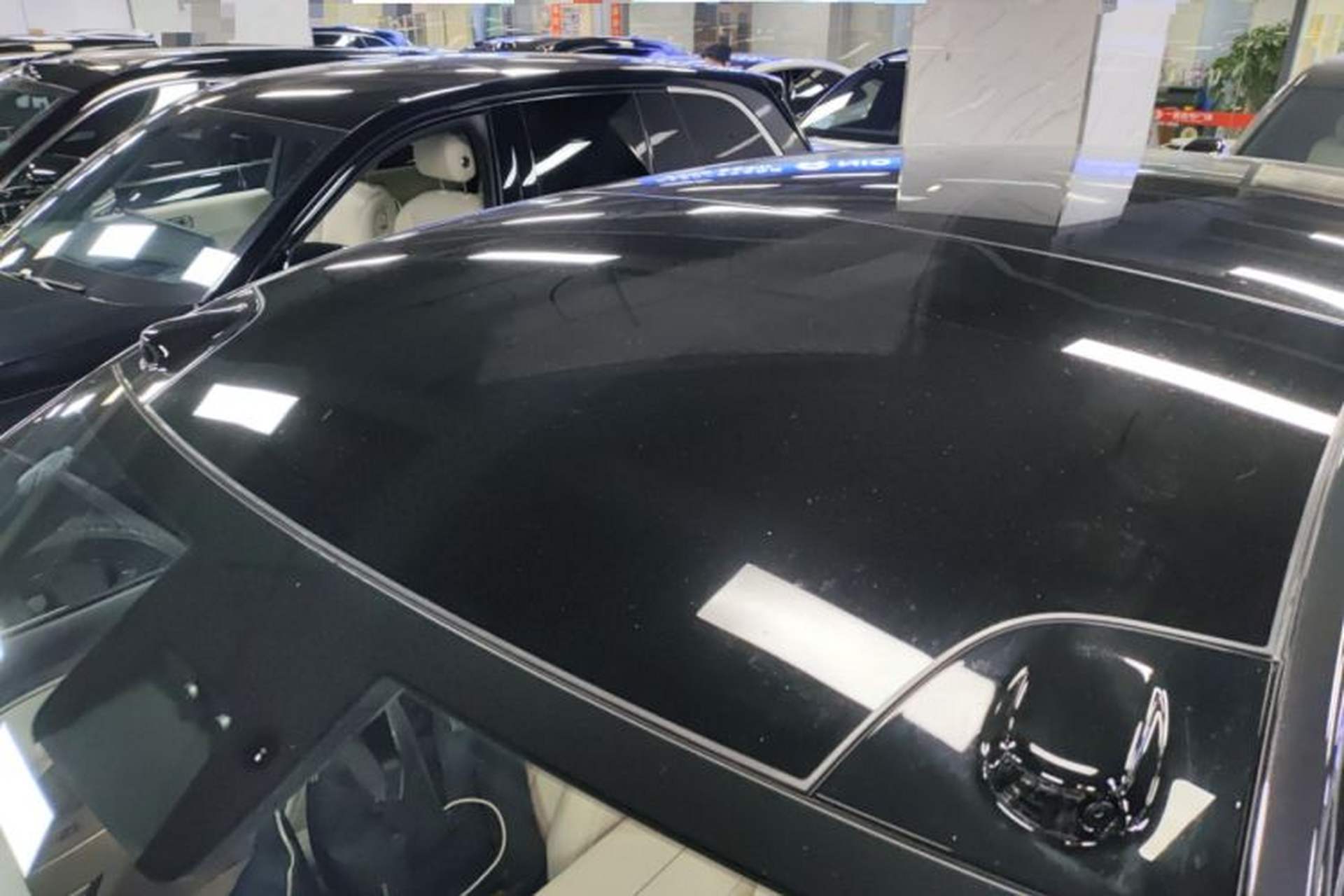 Used ONVO Luxeed L90 2025 Model—Max Seven-Seater Version Roof