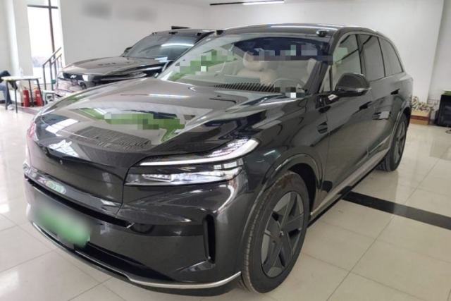 Used ONVO Luxeed L90 2025 Model—Max Seven-Seater Version