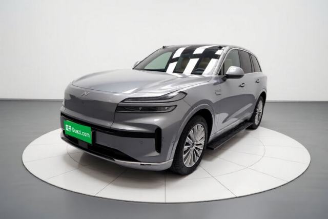 ONVO Luxeed L90 2025 Model—Max Six-Seater Version usado