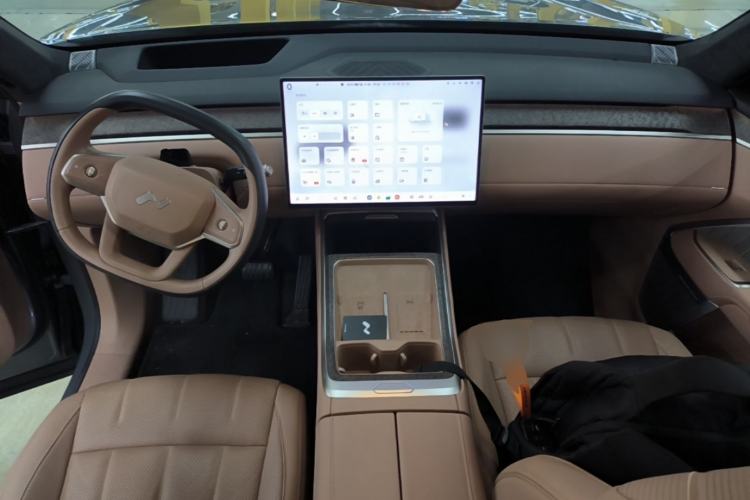 Used ONVO Luxeed L90 2025 Model Ultra Six-Seater 60-degree Battery Edition Center Console