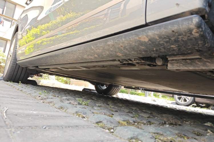 Used ONVO Luxeed L90 2025 Model—Ultra Six-Seater Version Chassis Front Right