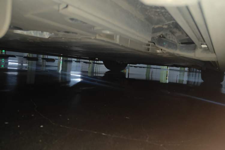 Used ONVO Luxeed L90 2025 Model—Max Six-Seater Version Chassis Rear Right