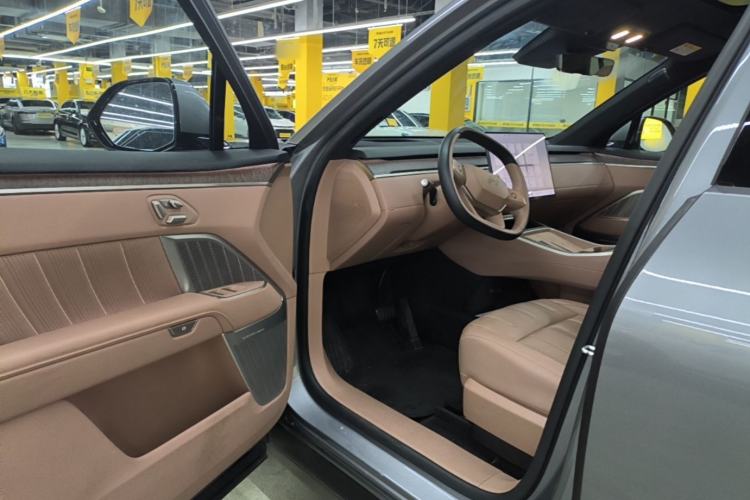 Used ONVO Luxeed L90 2025 Model Ultra Six-Seater 60-degree Battery Edition Driver Seat