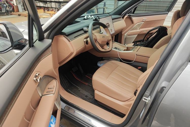 Used ONVO Luxeed L90 2025 Model—Ultra Six-Seater Version Driver Seat