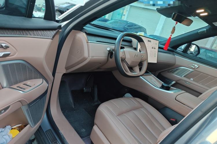 Used ONVO Luxeed L90 2025 Model—Ultra Six-Seater Version Driver Seat