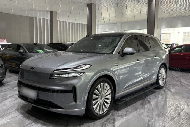 Used ONVO Luxeed L90 2025 Model—Ultra Six-Seater Version