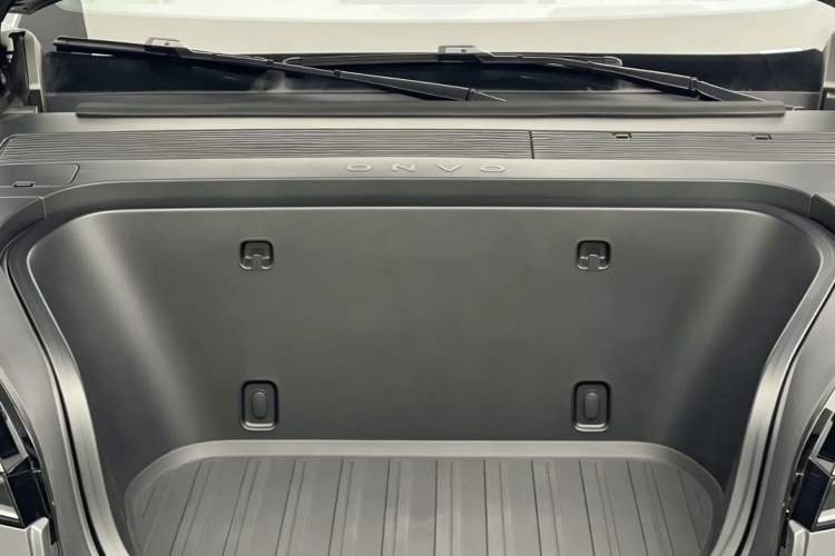 Used ONVO Luxeed L90 2025 Model Ultra Six-Seater 60-degree Battery Edition Engine Bay