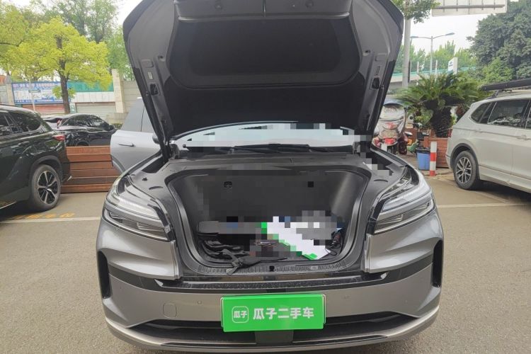 Used ONVO Luxeed L90 2025 Model—Ultra Six-Seater Version Engine Bay