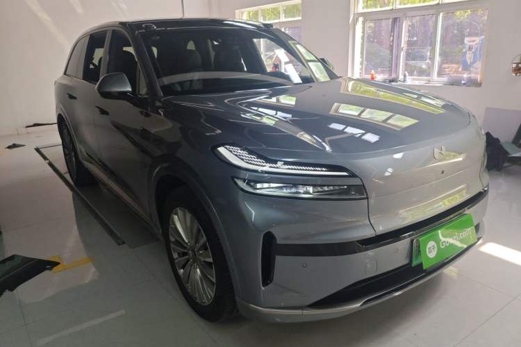 Used ONVO Luxeed L90 2025 Model—Ultra Six-Seater Version Exterior 1