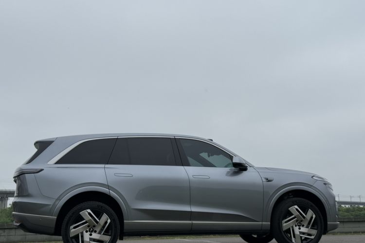 Used ONVO Luxeed L90 2025 Model—Pro Six-Seater Version Exterior 11