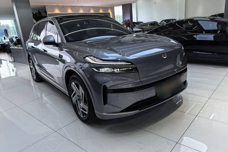 Used ONVO Luxeed L90 2025 Model—Ultra Six-Seater Version Exterior 2
