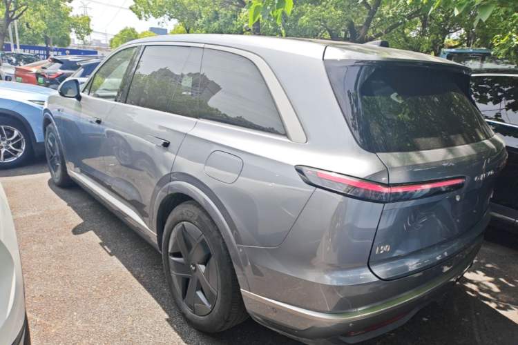 Used ONVO Luxeed L90 2025 Model—Max Six-Seater Version Exterior 2