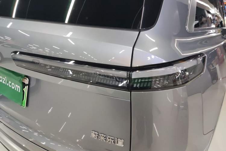 Used ONVO Luxeed L90 2025 Model—Max Six-Seater Version Exterior 3