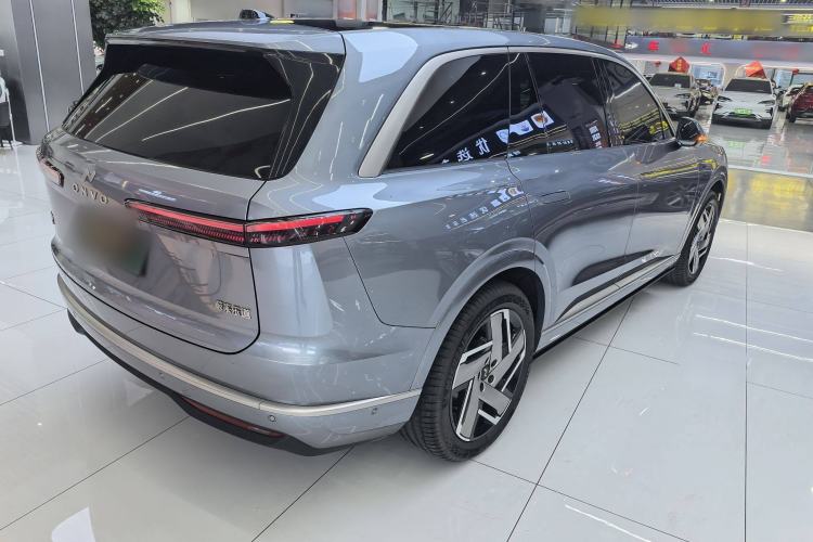 Used ONVO Luxeed L90 2025 Model—Ultra Six-Seater Version Exterior 4