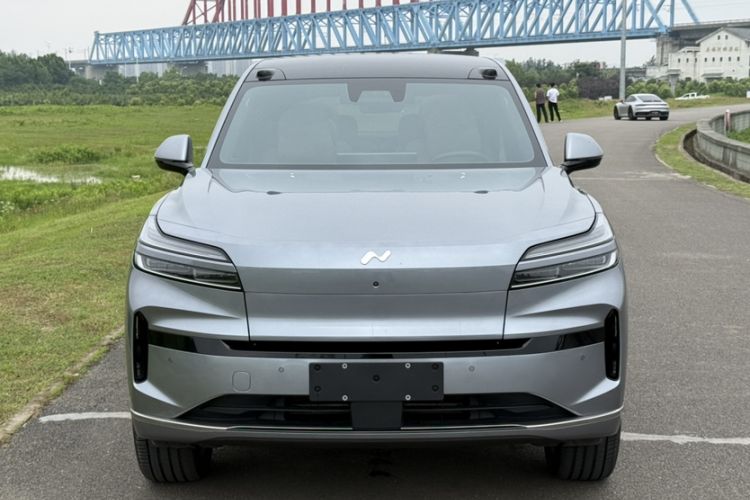 Used ONVO Luxeed L90 2025 Model—Pro Six-Seater Version Exterior 8