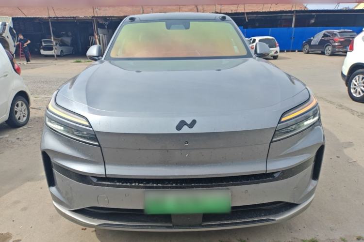 Used ONVO Luxeed L90 2025 Model—Ultra Six-Seater Version Front