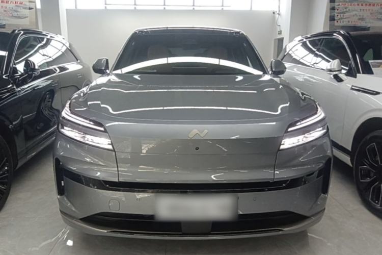 Used ONVO Luxeed L90 2025 Model—Max Six-Seater Version Front