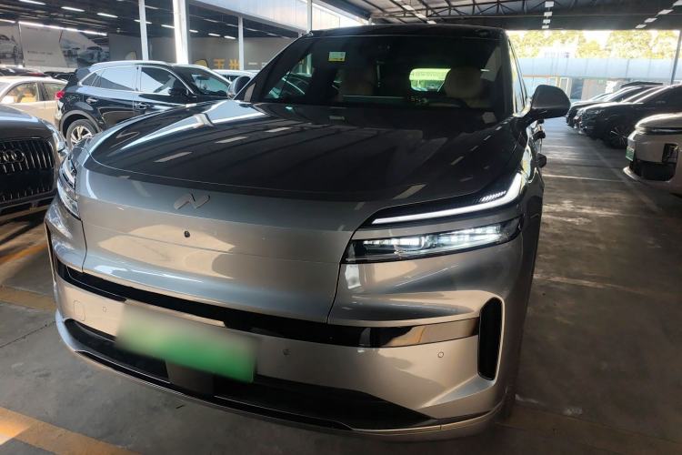 Used ONVO Luxeed L90 2025 Model—Ultra Six-Seater Version Front