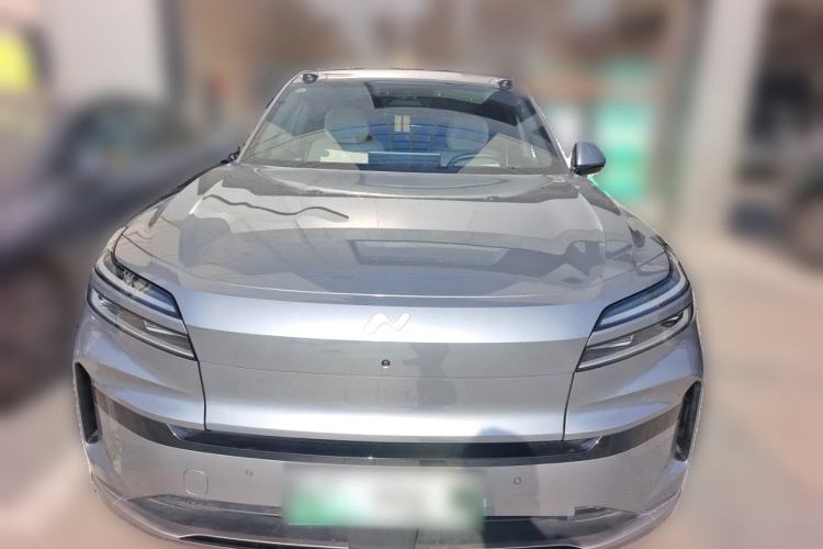 Used ONVO Luxeed L90 2025 Model—Ultra Six-Seater Version Front