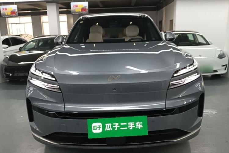 Used ONVO Luxeed L90 2025 Model—Max Six-Seater Version Front