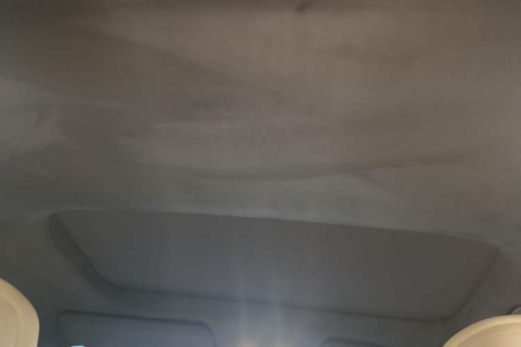 Used ONVO Luxeed L90 2025 Model—Pro Six-Seater Version Headliner