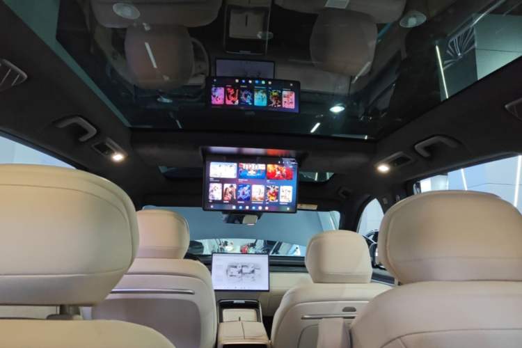 Used ONVO Luxeed L90 2025 Model Max Six-Seater 60-degree Battery Edition Headliner
