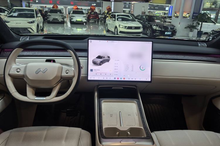 Used ONVO Luxeed L90 2025 Model—Ultra Six-Seater Version Interior 1