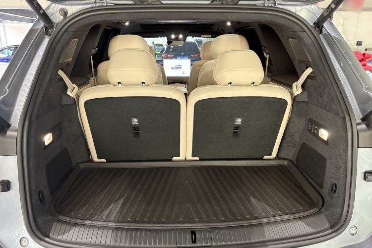 Used ONVO Luxeed L90 2025 Model—Ultra Six-Seater Version Interior 12