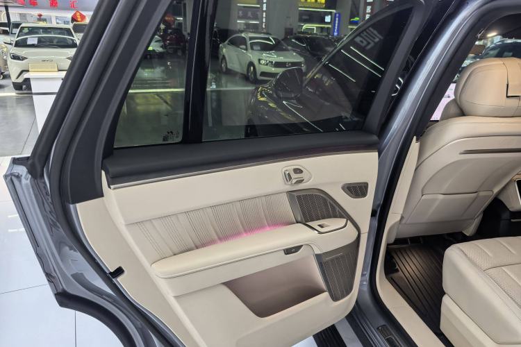 Used ONVO Luxeed L90 2025 Model—Ultra Six-Seater Version Interior 13