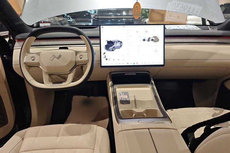 Used ONVO Luxeed L90 2025 Model—Ultra Six-Seater Version Interior 2