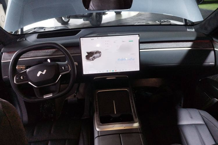 Used ONVO Luxeed L90 2025 Model—Ultra Six-Seater Version Interior 2