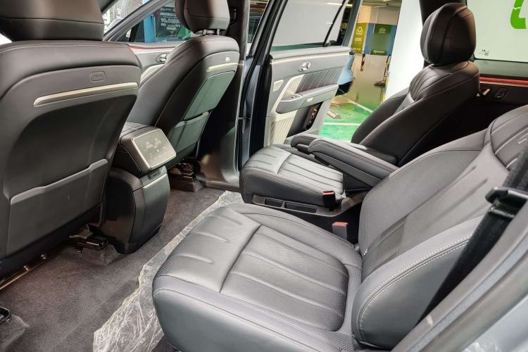 Used ONVO Luxeed L90 2025 Model—Pro Six-Seater Version Interior 4