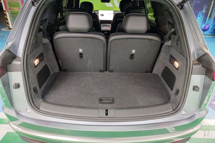 Used ONVO Luxeed L90 2025 Model—Pro Six-Seater Version Interior 6