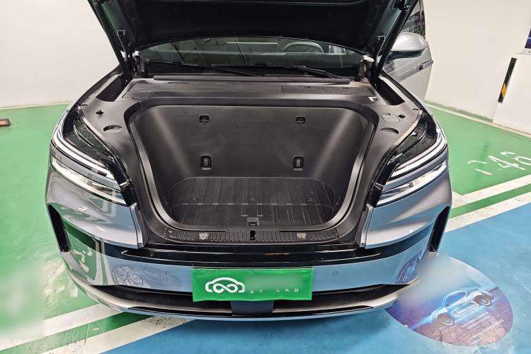 Used ONVO Luxeed L90 2025 Model—Pro Six-Seater Version Interior 7