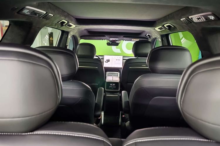 Used ONVO Luxeed L90 2025 Model—Pro Six-Seater Version Interior 9