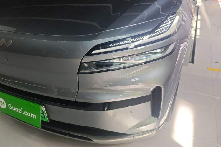 Used ONVO Luxeed L90 2025 Model—Ultra Six-Seater Version Left Front Headlight