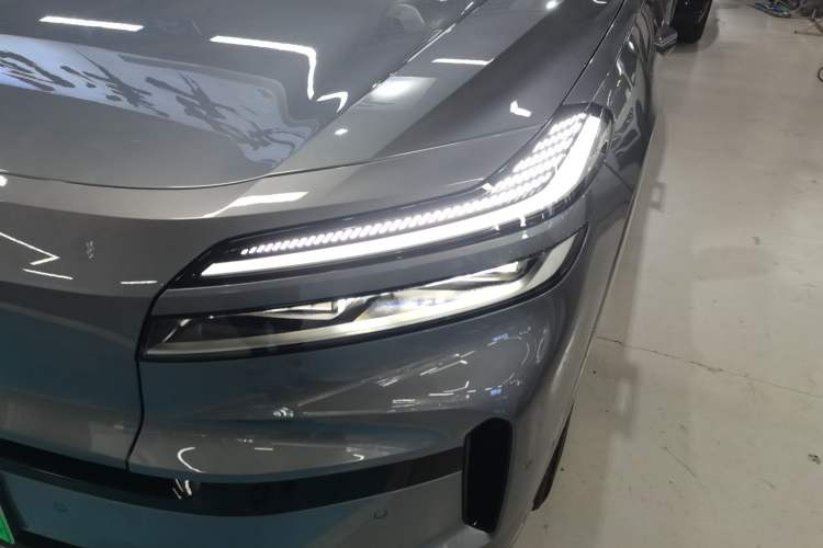 Used ONVO Luxeed L90 2025 Model—Ultra Six-Seater Version Left Front Headlight