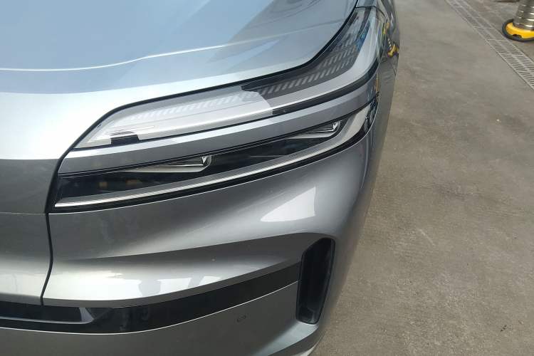 Used ONVO Luxeed L90 2025 Model—Max Six-Seater Version Left Front Headlight