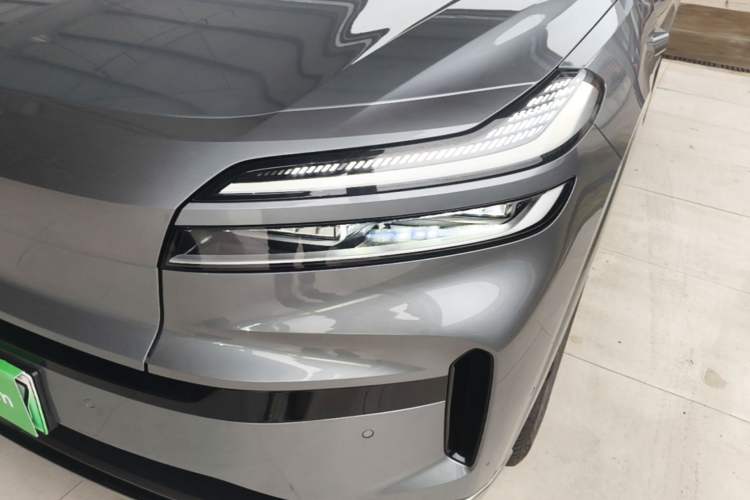 Used ONVO Luxeed L90 2025 Model—Max Six-Seater Version Left Front Headlight