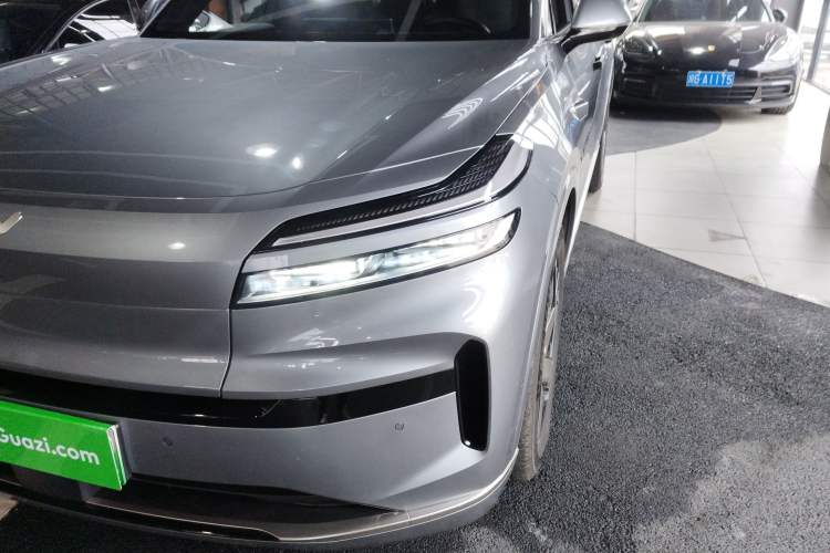 Used ONVO Luxeed L90 2025 Model—Ultra Six-Seater Version Left Front Headlight