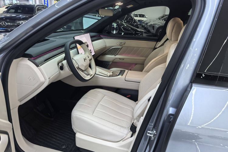 Used ONVO Luxeed L90 2025 Model—Ultra Six-Seater Version Left Front Seat
